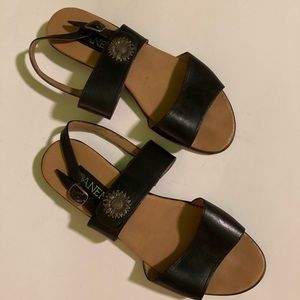 Ipanema, black leather sandals, 10M, $18.